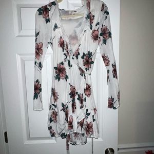 Billabong white wrap dress